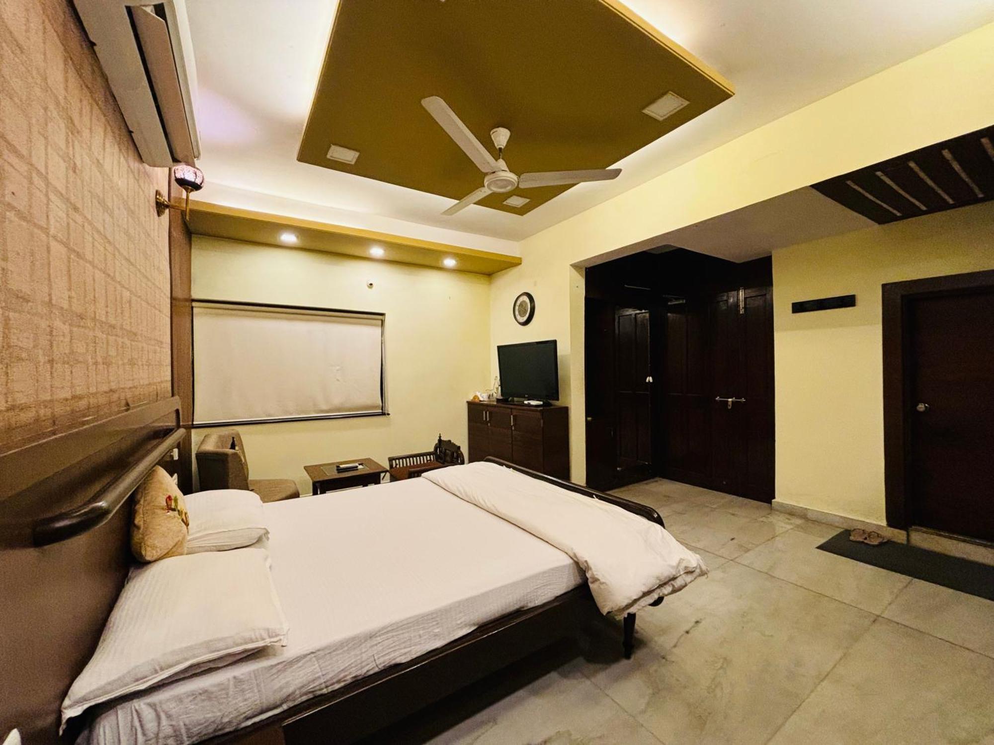 Royal Palms Luxury Service Apartment 나그푸르 외부 사진